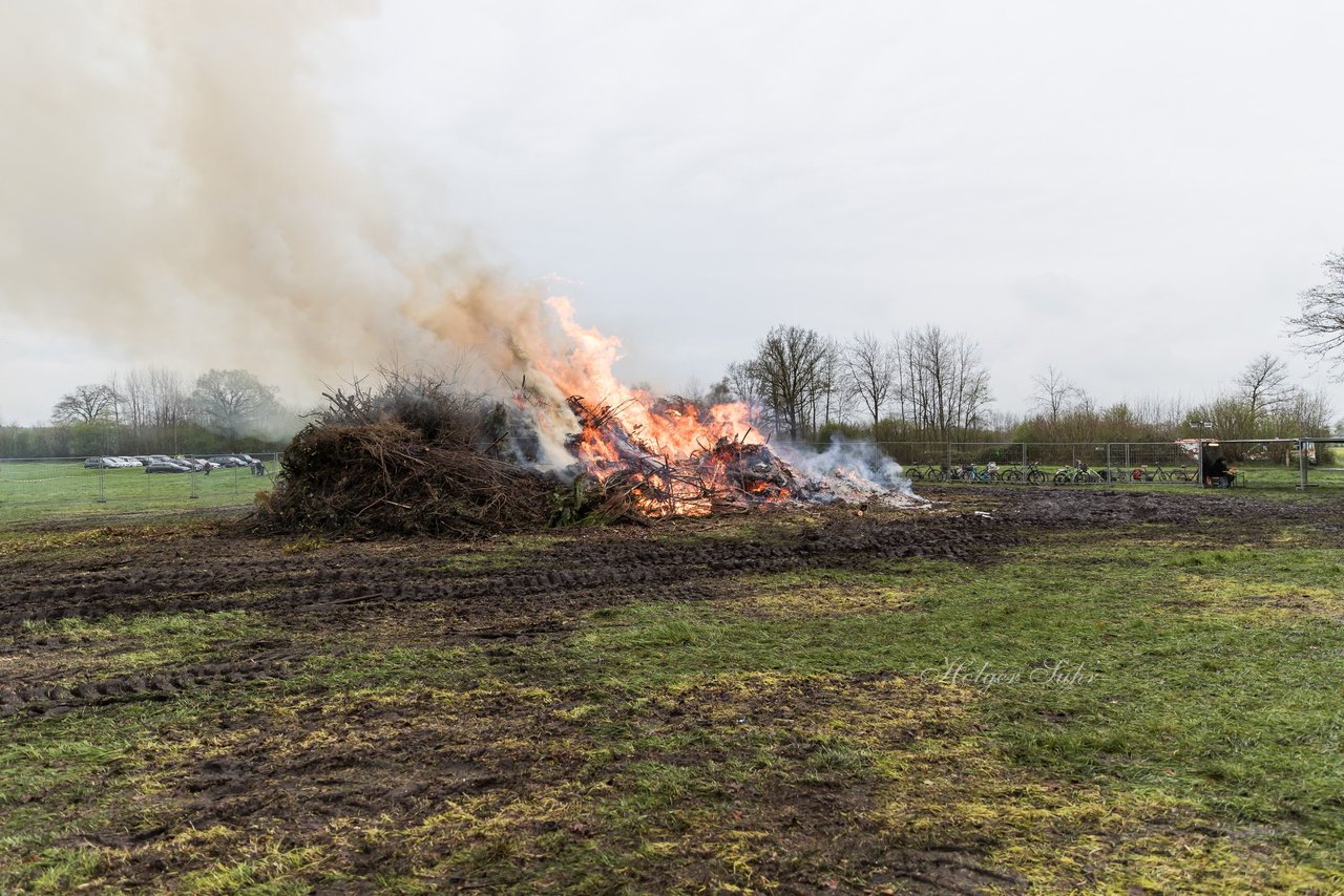 Bild 1 - Osterfeuer